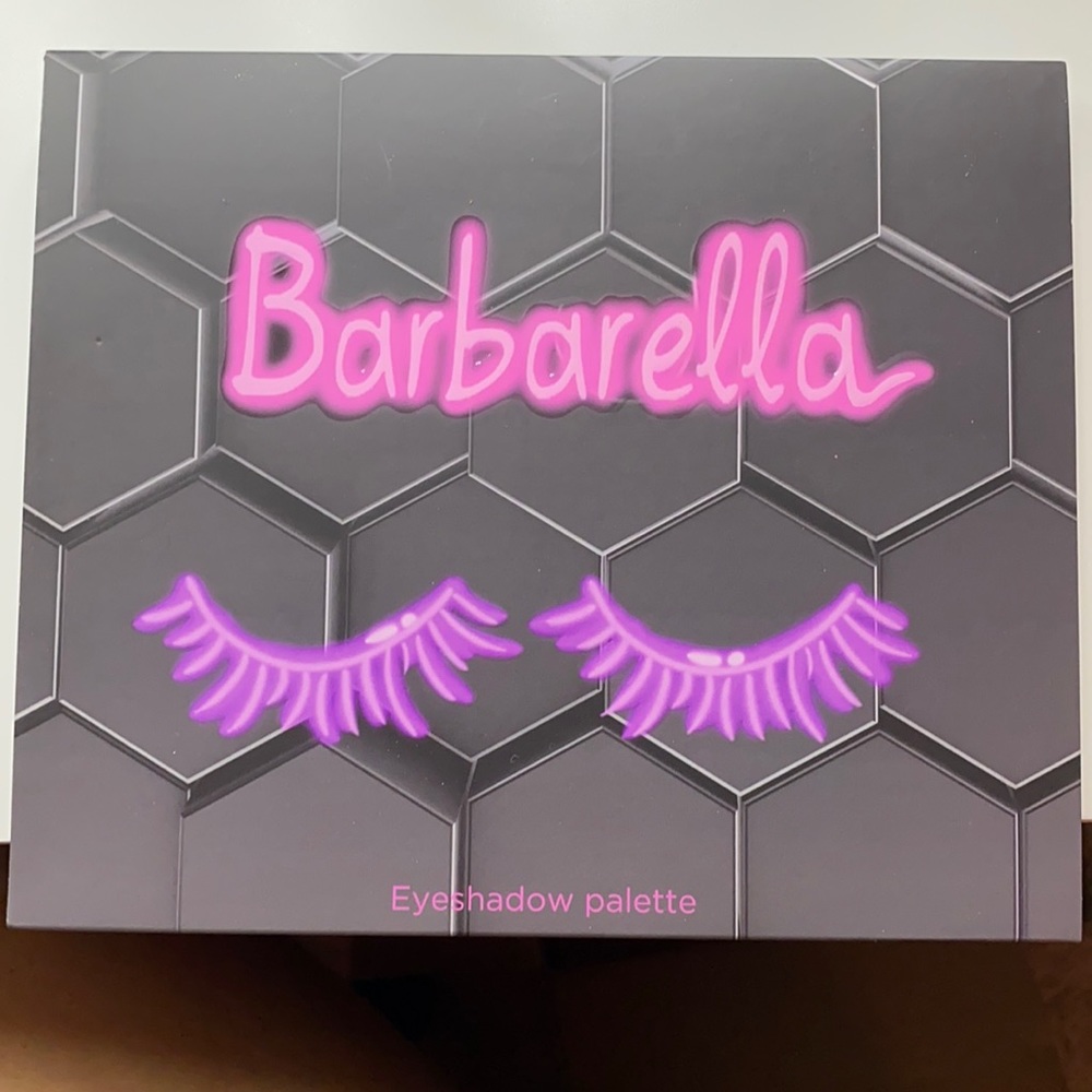 Beebeauty London Barbarella pallet.